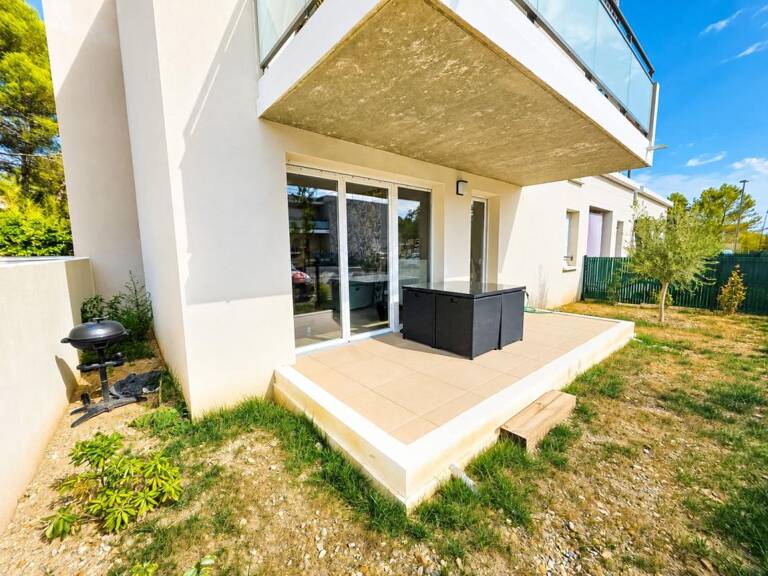 Appartement À Vendre T3 - terrasse - 2 parkings - LES ANGLES — photo 1