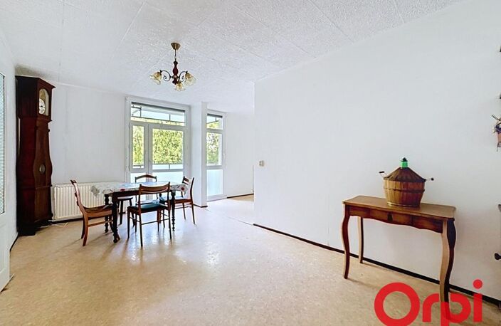 Appartement À Vendre dans copropriété entièrement rénovée — photo 3