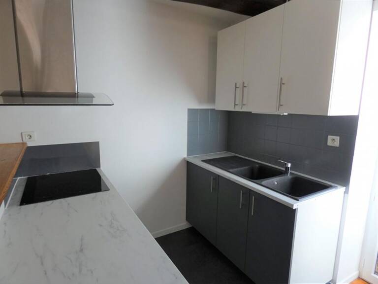 CENTRE ST GENIS LAVAL - T3 - 79.18 m² - Coup de coeur — photo 1