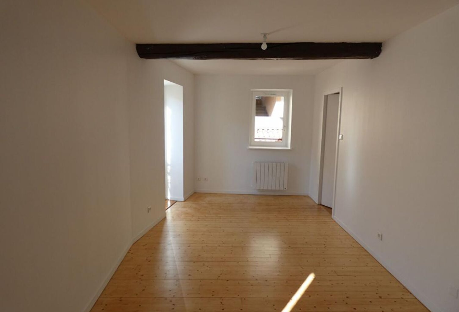 CENTRE ST GENIS LAVAL - T3 - 79.18 m² - Coup de coeur — photo 1
