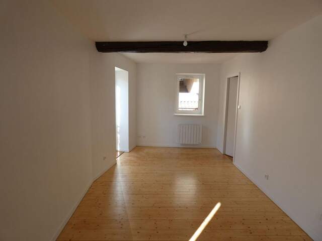 CENTRE ST GENIS LAVAL - T3 - 79.18 m² - Coup de coeur — photo du bien