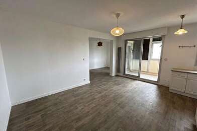 Appartement 3 pièces 222600 €