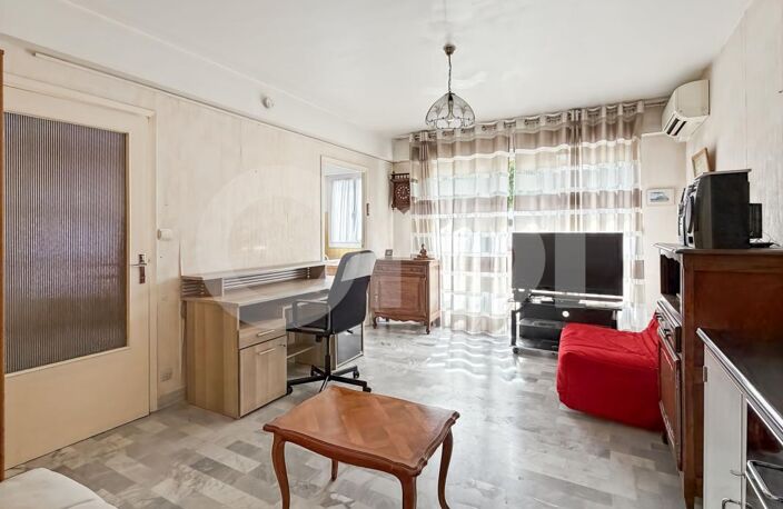 Appartement À Vendre — photo 2