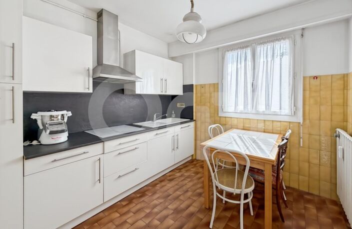 Appartement À Vendre — photo 3