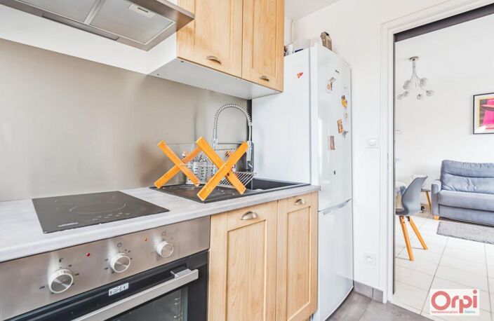 Appartement Reims 1 pièce - 30.24 m2 - CHAUFFAGE INCLUS — photo 3