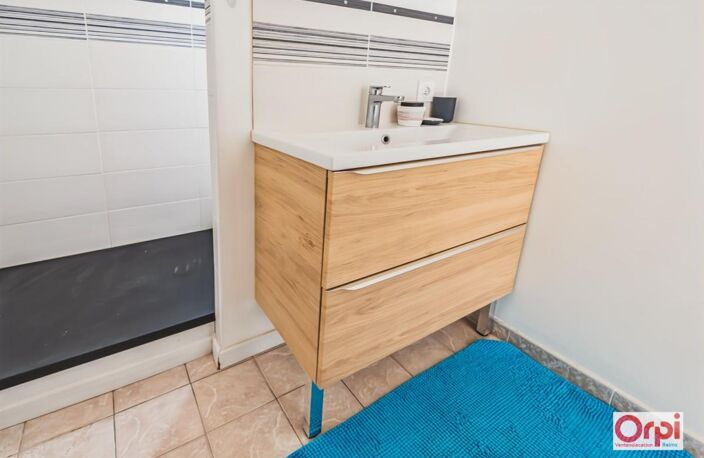 Appartement Reims 1 pièce - 30.24 m2 - CHAUFFAGE INCLUS — photo 4
