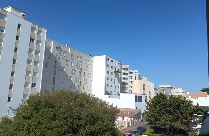 Appartement T2 avec garage et cave - Saint Jean De Monts 2 pièces - 45.15 m2 - 149000  TTC — photo 2