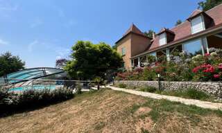 Maison 9 Pièces 200 m² à vendre à Saint-Cyprien (24220)