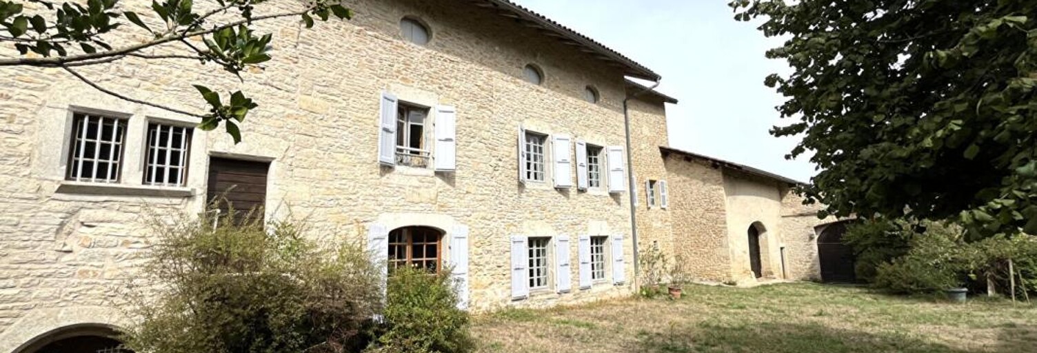 Maison 12 Pièces 357 m² à vendre à Cornod (39240)
