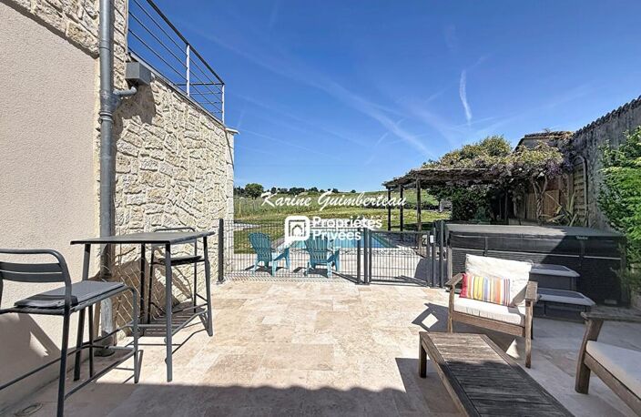 5 min Libourne : Fronsac : Maison familiale climatisée avec piscine et vues — photo 4