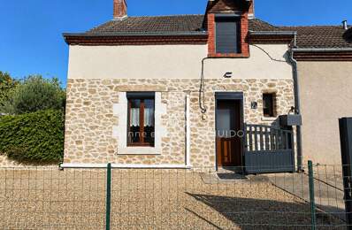Maison de 67 m², 3 pièces, une dépendance, serre et extérieurs - Vatan — photo du bien