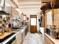 Maison de 67 m², 3 pièces, une dépendance, serre et extérieurs - Vatan — photo 2