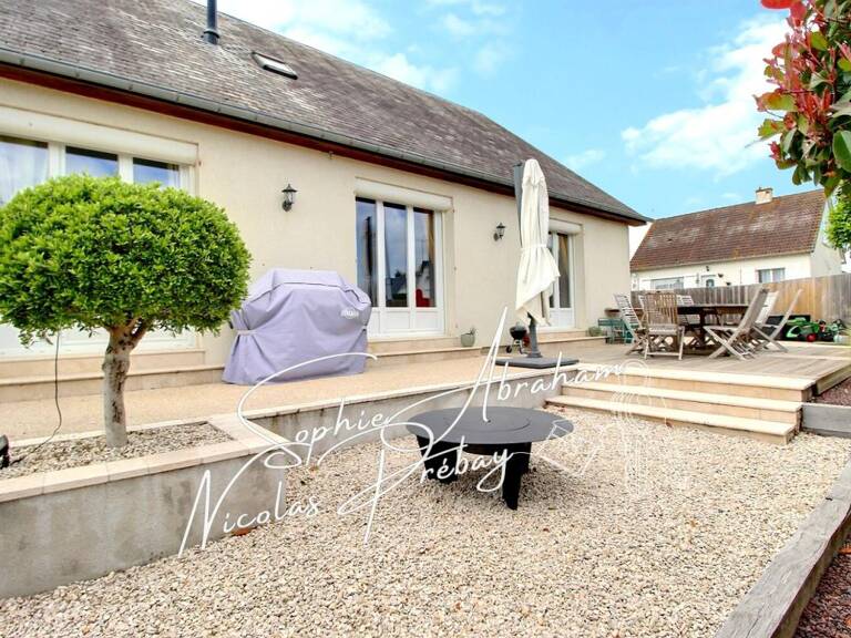 Maison individuelle sur sous-sol de 7 pièces, 5 chambres avec jardin clos — photo 1