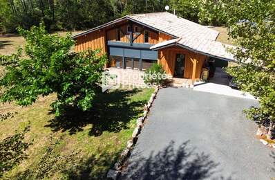 Grignols  Maison de charme rénovée, terrain de plus de 5 000 m² et aucun voisin — photo du bien