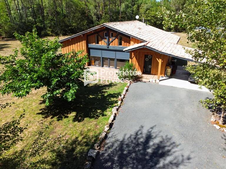 Grignols  Maison de charme rénovée, terrain de plus de 5 000 m² et aucun voisin — photo 1