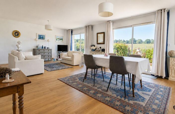 MAISON T5 PLAIN-PIED 132 M² AVEC PISCINE AU CALME AVEC VUE EXCEPTIONNELLE — photo 4