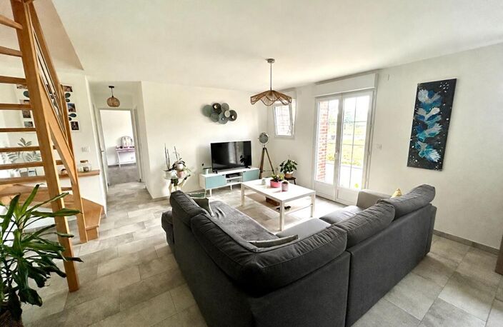 ENSEMBLE IMMOBILIER DE DEUX BATISSES , sur Bénouville — photo 2