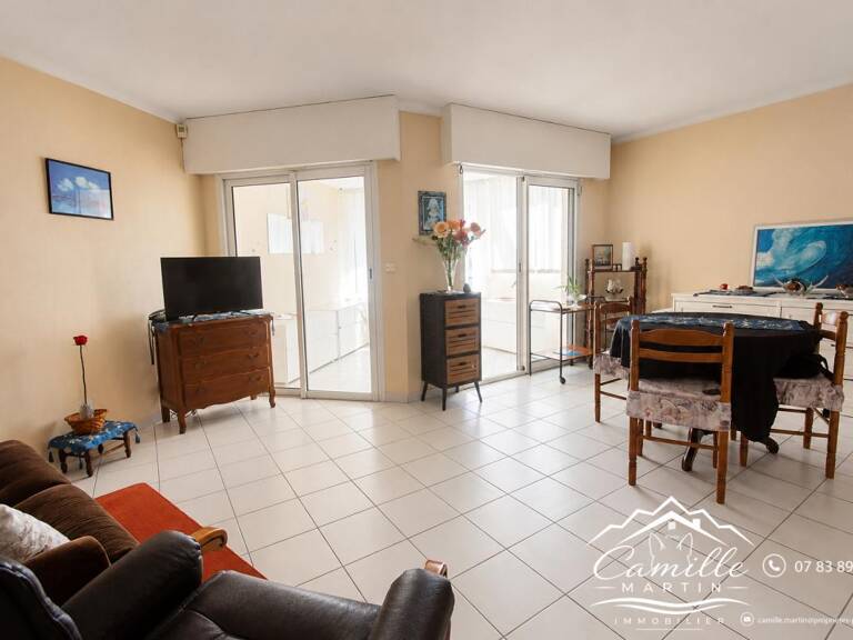SAINT-RAPHAËL - BOULOURIS - APPARTEMENT 2/3 PIÈCES AVEC LOGGIA, PISCINE ET GARAGE DOUBLE - PLAGES ET PORT À PIED — photo 1