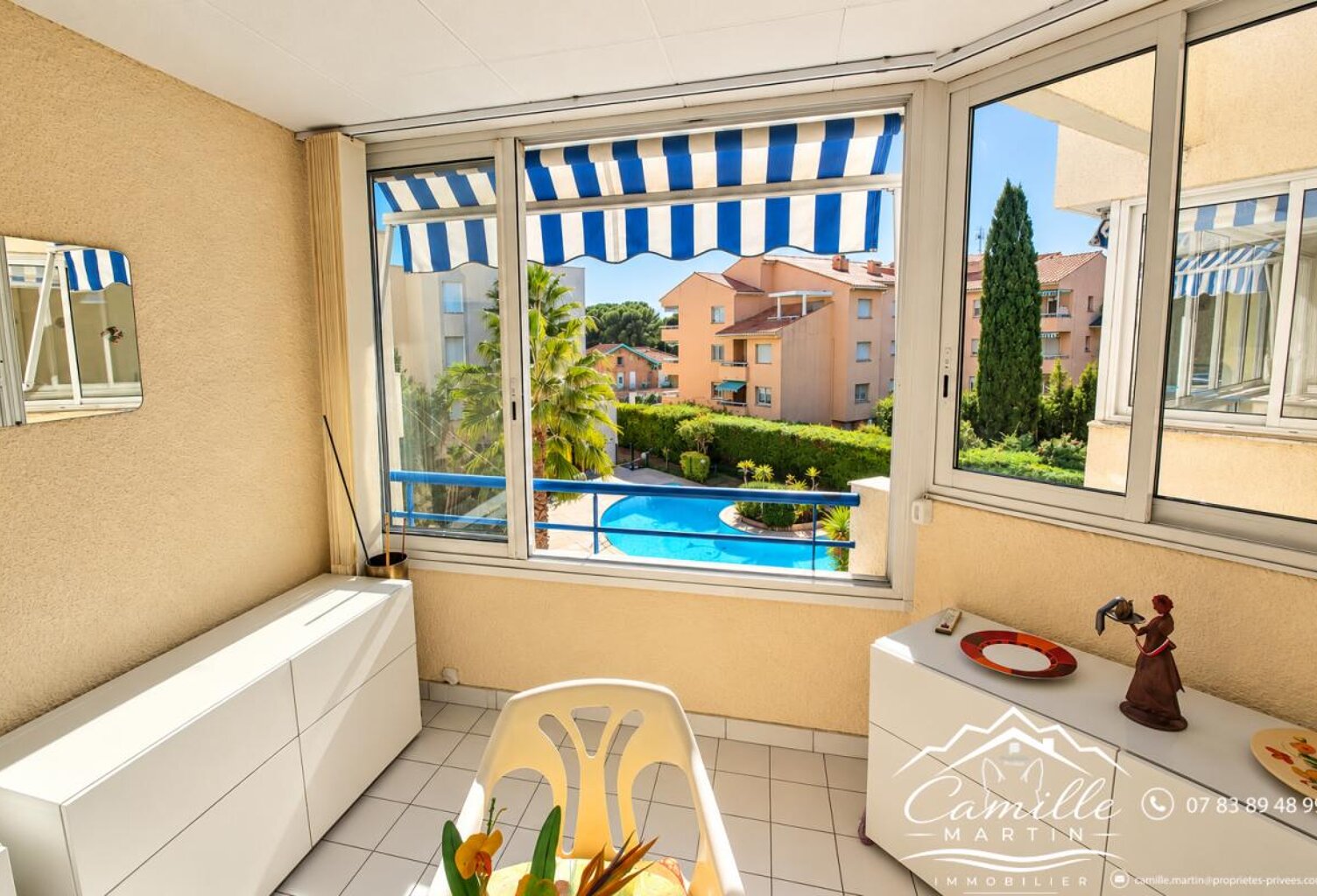 SAINT-RAPHAËL - BOULOURIS - APPARTEMENT 2/3 PIÈCES AVEC LOGGIA, PISCINE ET GARAGE DOUBLE - PLAGES ET PORT À PIED — photo 1