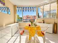 SAINT-RAPHAËL - BOULOURIS - APPARTEMENT 2/3 PIÈCES AVEC LOGGIA, PISCINE ET GARAGE DOUBLE - PLAGES ET PORT À PIED — photo 4