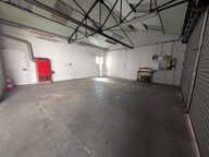 Garage - Entrepôt - Tours Centre — photo 2