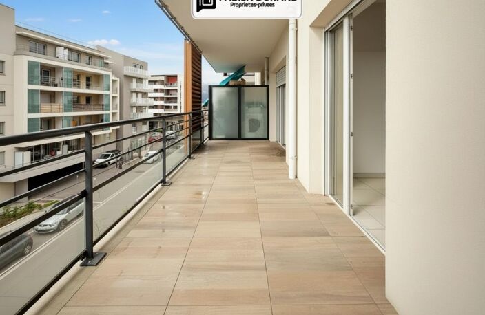Nice Ouest Appartement 2 pièces avec grande terrasse et parking boxable — photo 4