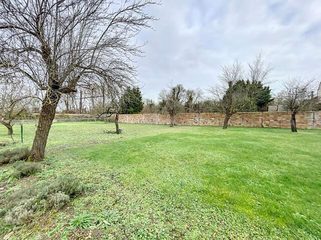 Situé à Champigny (89340) — photo du bien