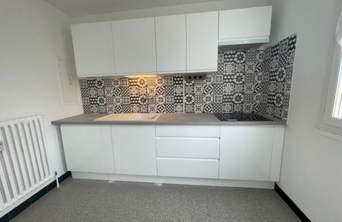 Location appartement 2 pièces 37 m² à Valence (26000) — photo 3