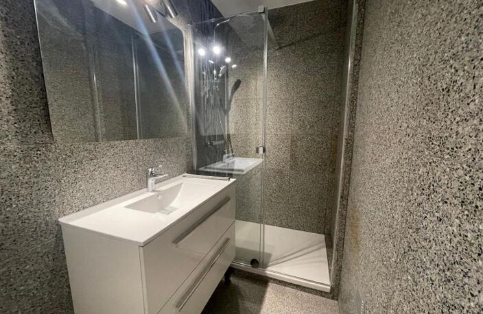 Location appartement 2 pièces 37 m² à Valence (26000) — photo 5