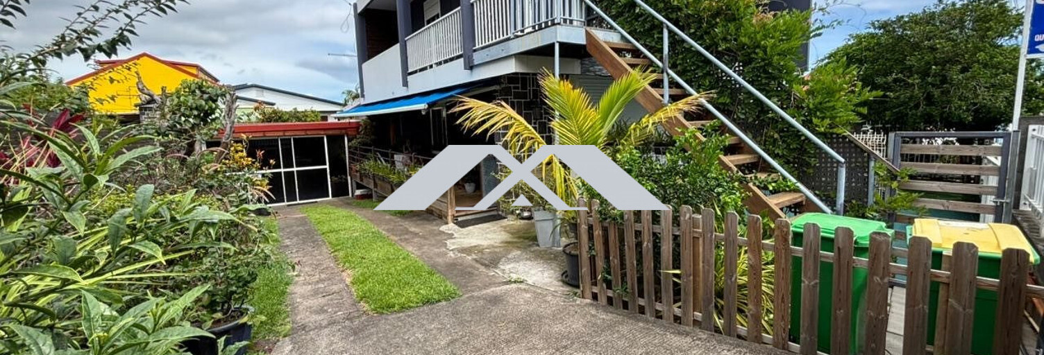 Immeuble  190 m² à vendre à Petite-Île (97429)