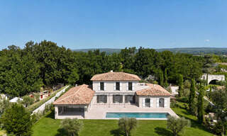 Maison 6 Pièces 420 m² à louer à Aix-en-Provence (13100)