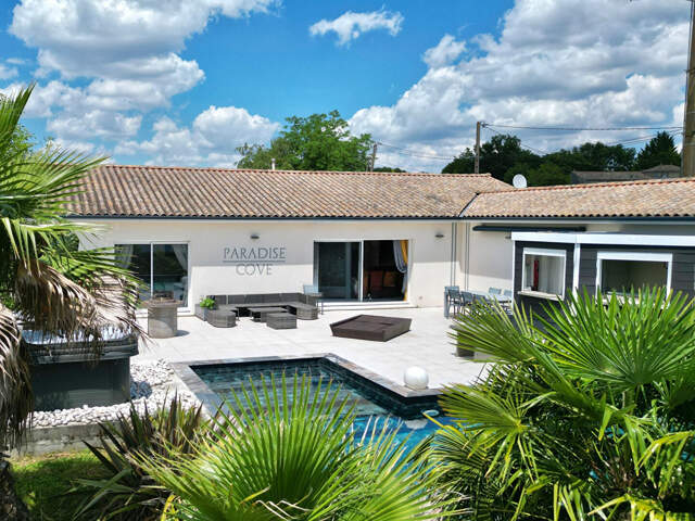? Très belle maison de plain-pied de 160 m2 avec piscine ? — photo du bien