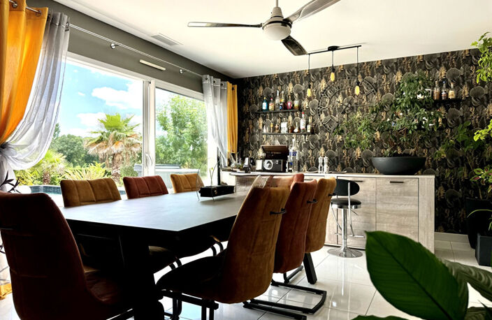 ? Très belle maison de plain-pied de 160 m2 avec piscine ? — photo 4