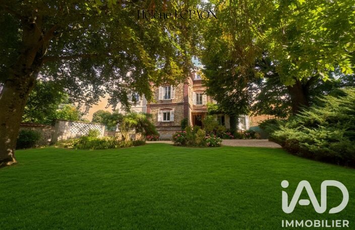Vente Maison/villa 9 pièces — photo 2