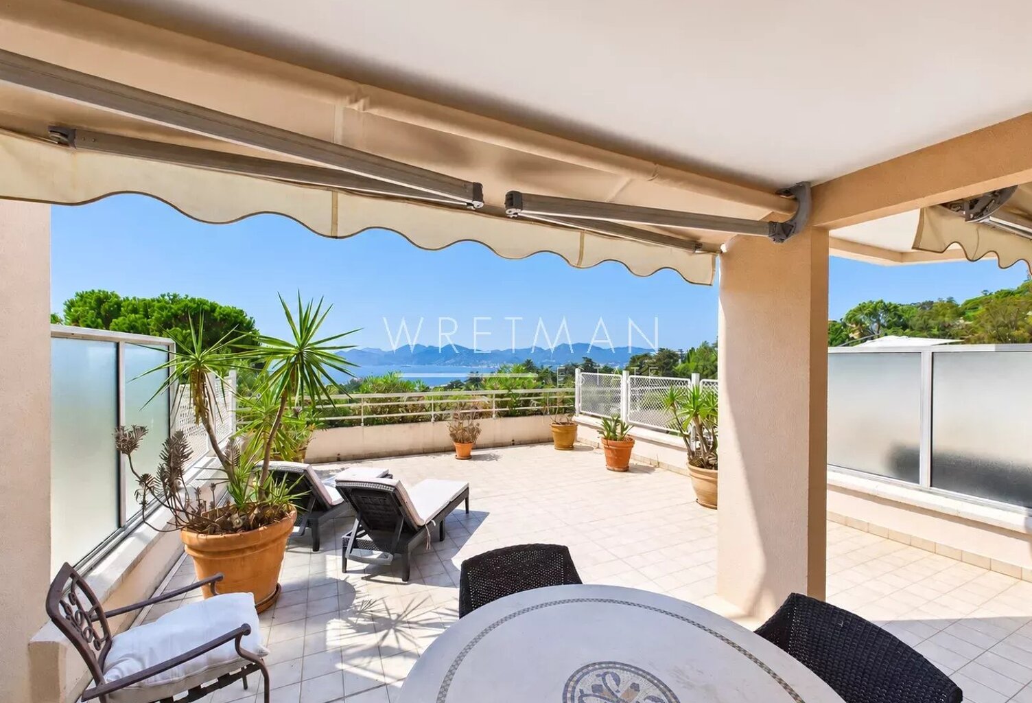 Appartement 2 pièces avec terrasse vue mer, garage, cave et pisc — photo 1