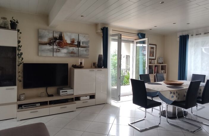Vente Maison de ville 4 pièces — photo 2
