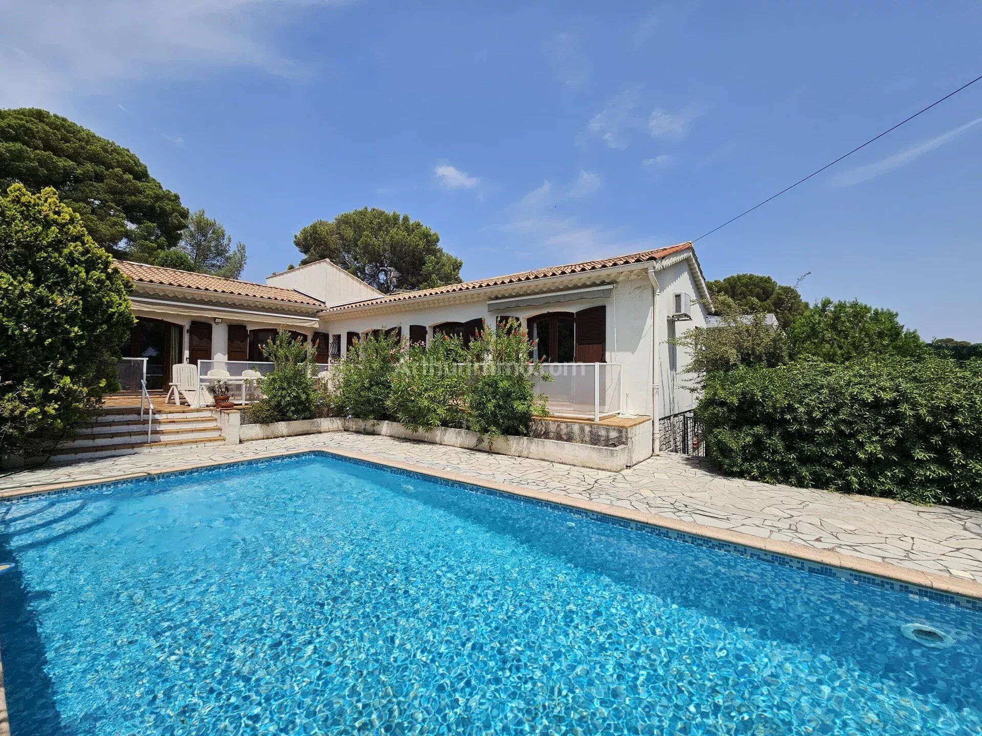 Maison 5 pièces 140 m² · à Saint-Raphaël · 140 m² · 707 200 €
