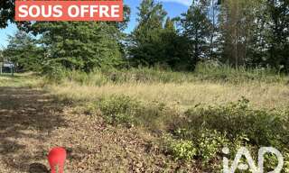 Terrain  2601 m² à vendre à Saint-Seurin-sur-l'Isle (33660)