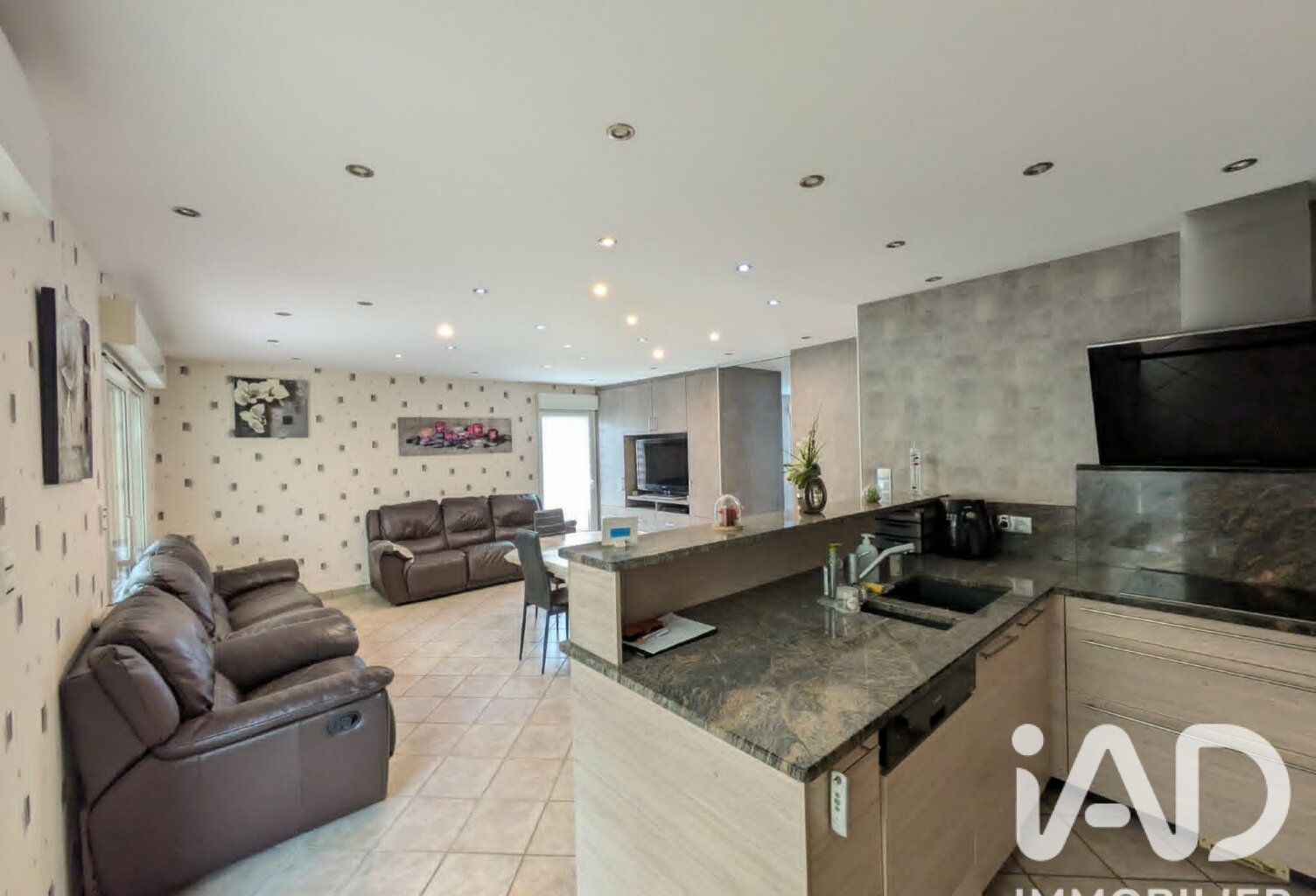 Vente Maison/villa 6 pièces — photo 1