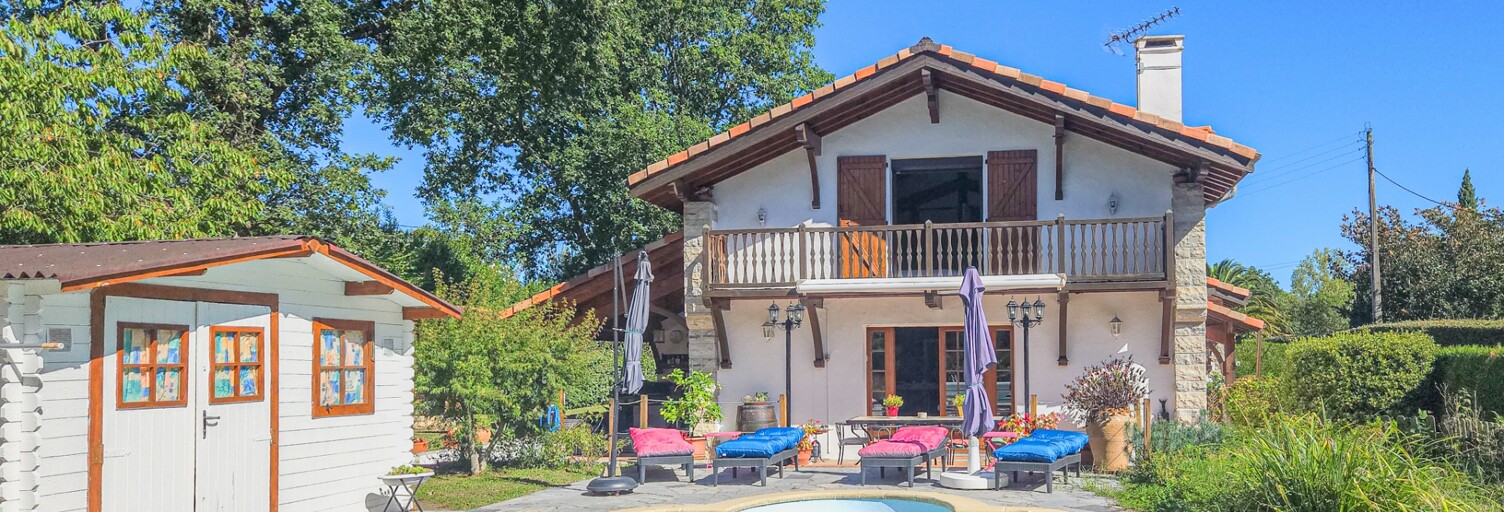 Maison 7 Pièces 192 m² à vendre à Urrugne (64122)