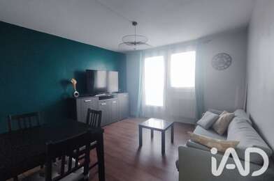 Appartement 3 pièces 865 €