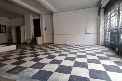 Garage  206000 €