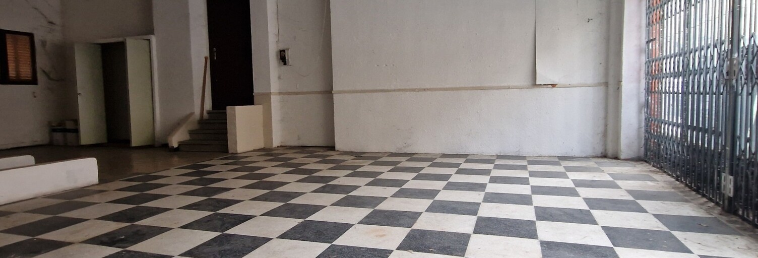 Garage  370 m² à vendre à Perpignan (66000)