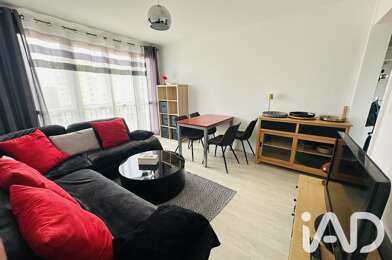 Appartement 3 pièces 730 €