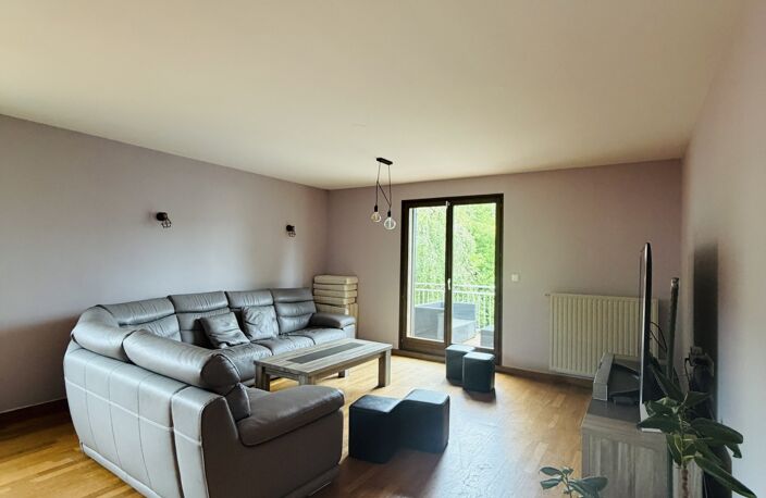 Vente Maison/villa 9 pièces — photo 3