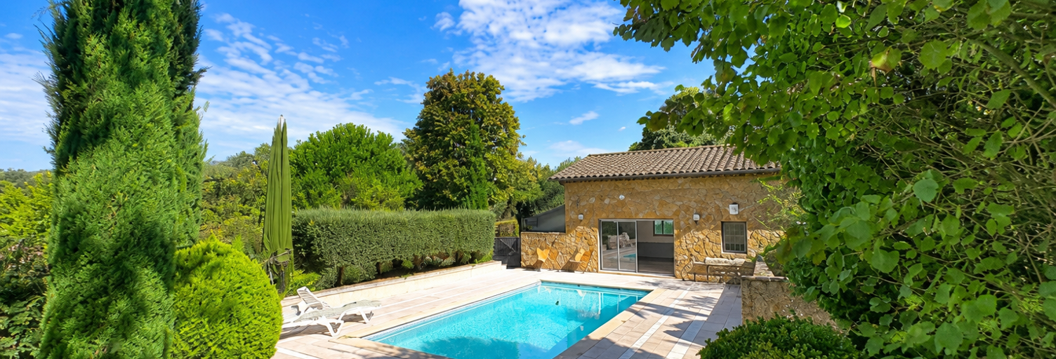 Maison 9 Pièces 220 m² à vendre à Saint-Cyr-au-Mont-d'Or (69450)