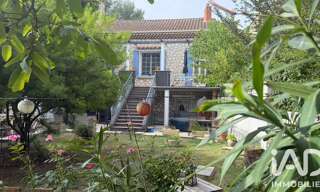 Maison 4 Pièces 143 m² à vendre à Saint-Saturnin-lès-Avignon (84450)