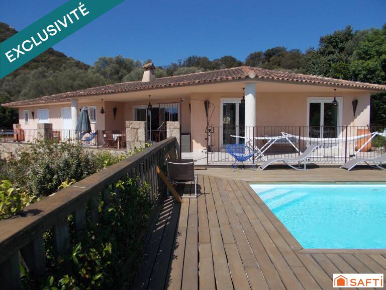 A 2 km 4  de la plage de SANTA-GIULIA — photo 1