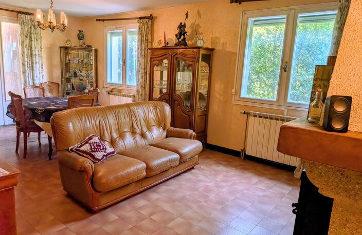 BELLE PROPRIÉTÉ AVEC VILLA DE 126 M² — photo 2