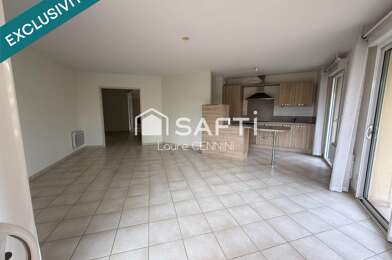 Appartement 4 pièces 220000 €